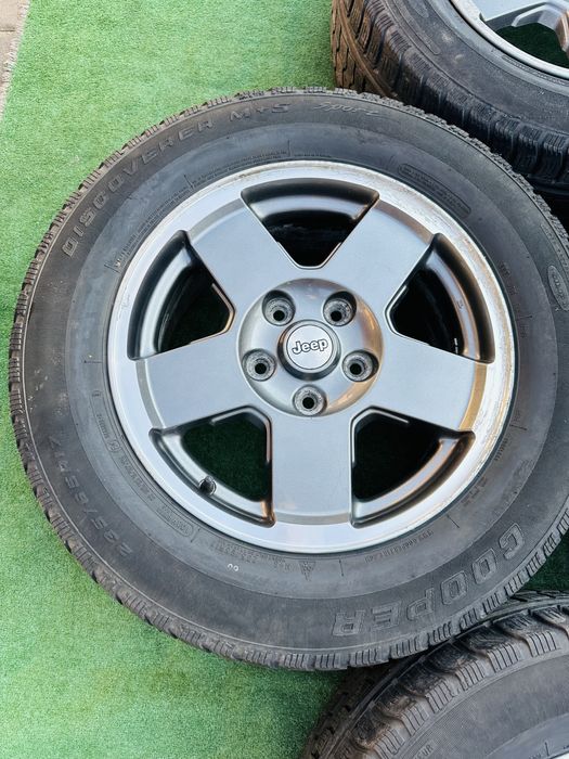 Диски 5/127 R17 Jeep GranCherokke 7.5J ET-43.8 з резиною 235/65 Cooper