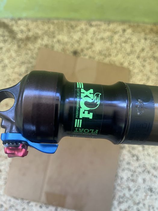 Amortecedor FOX performance elite