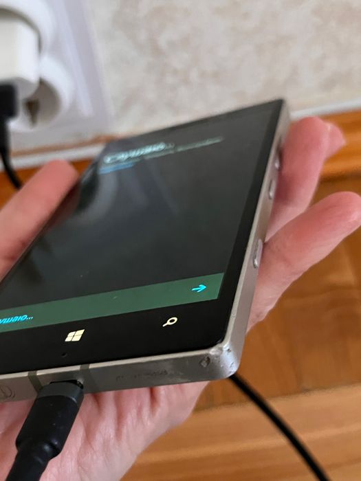 Смартфон Nokia Lumia 930 white