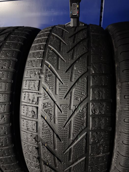 Michelin Alpin 235 45 r 18 Toyo Snowprox 235/45r18 Склада Умань