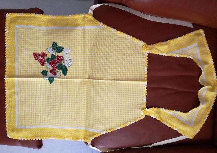 Aventais artesanais & Batas com bolso canguru