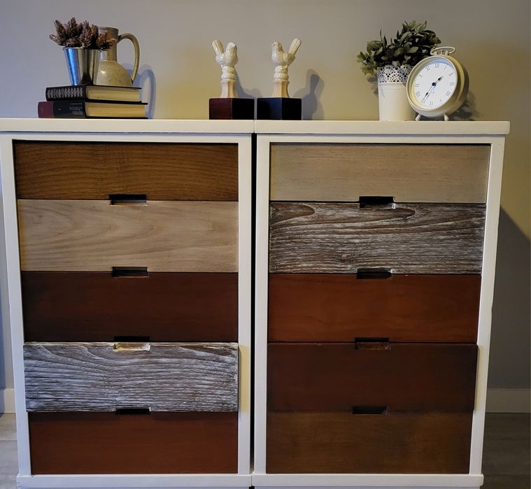 Móvel em pinho maciço remodelado