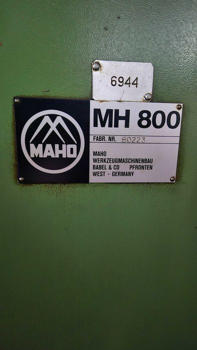 Фрезерувальний верстат MAHO 800. Фрезерный станок MAHO 800.