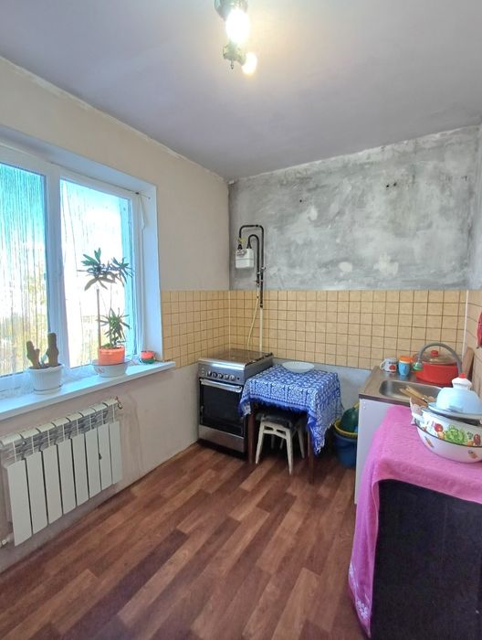 Продам 3-х комнатную " Чешку" 70 м2  НАМЫВ  Квадратный холл!!!