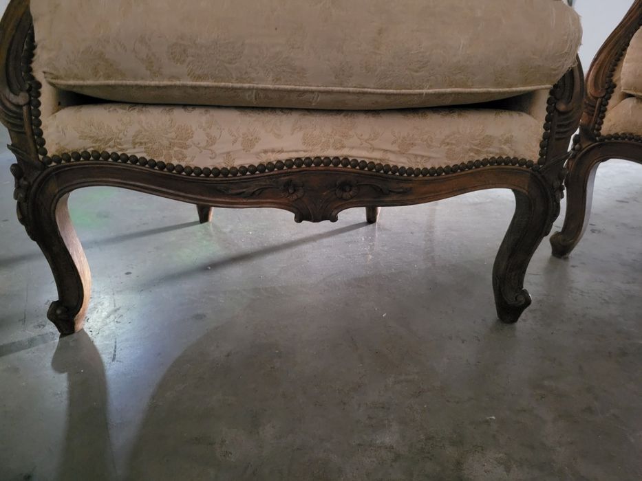 Poltronas boas para restauro
