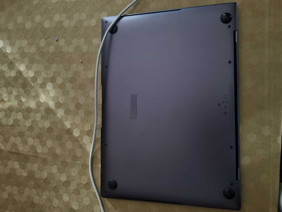 Portatil Huawei matebook x pro