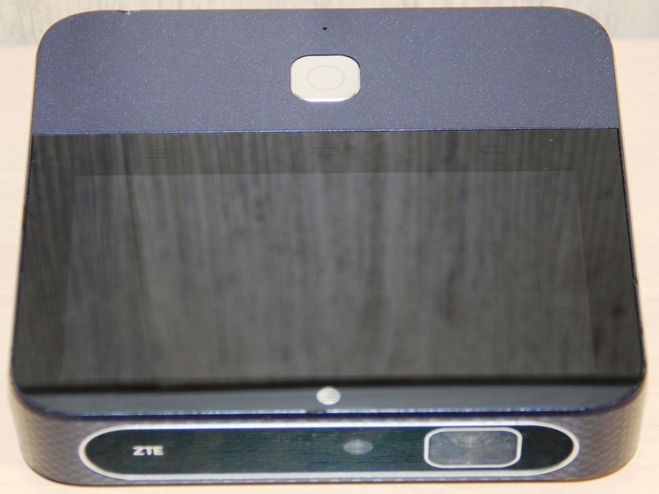 Мобильный проектор ZTE Spro 2 Wi-Fi / 4G (3G)