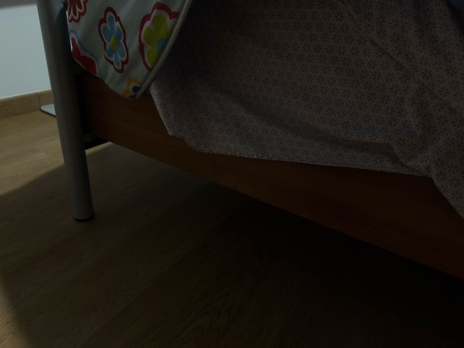 Cama de Casal 190x140 (sem colchão)