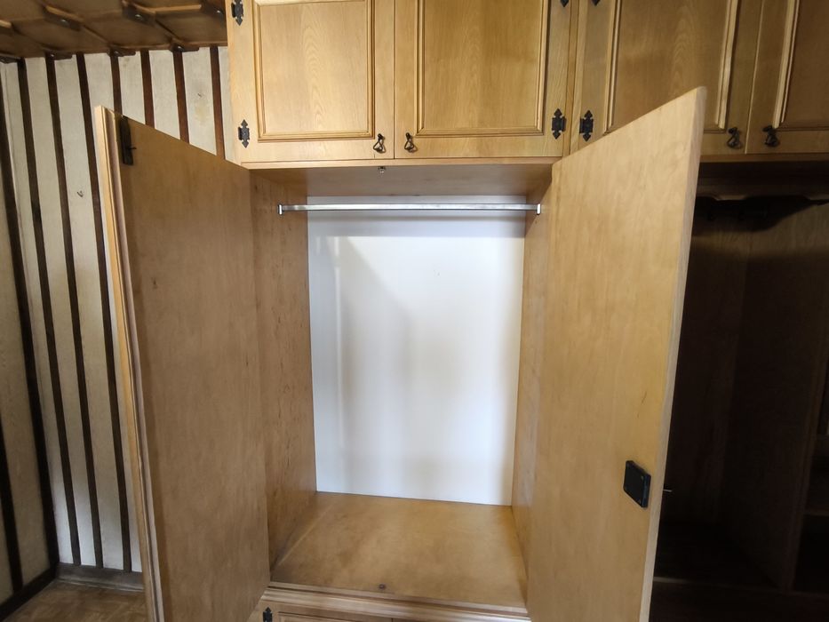 Oddam szafę do przedpokoju