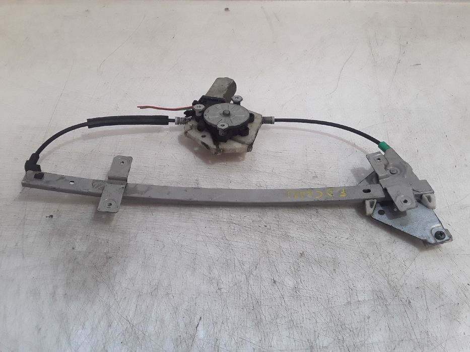 Elevador Porta Frente Direito - VOLVO V40 Combi (645) | 95 - 04