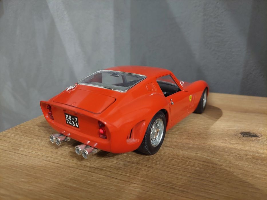 Model 1:18 Ferrari GTO Bburago