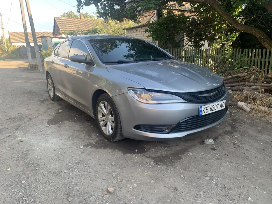 Продам Chrysler 200