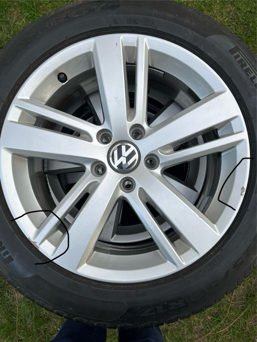 Oryginalne felgi aluminiowe Volkswagen T5 Multivan 17 cali, stan bardzo dobry.