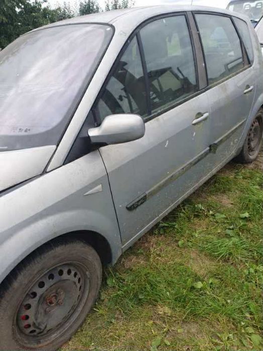 Renault Scenic II 1.9 dci diesel kolor srebrny kod TEA19 hak na części