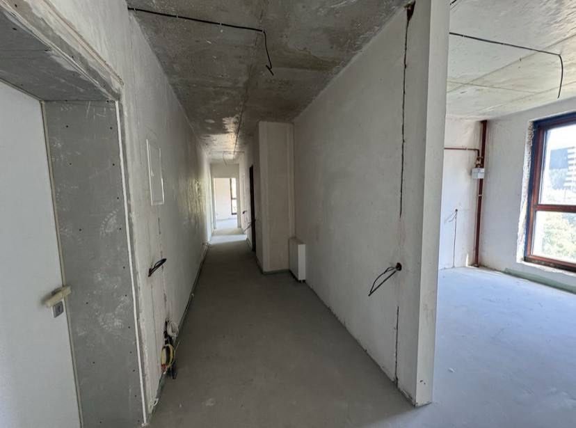 Продаж трикімнатної квартири в будинку бізнес-класу ЖК Silver Flow