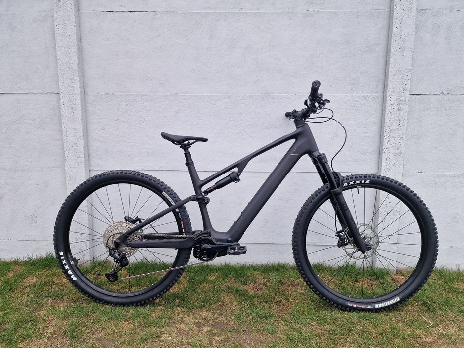 Nowy Rower Elektryczny Cube AMS HYBRID ONE44 Race Okazja Rower Enduro