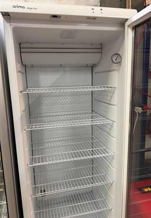 Vitine Refrigerada ORIMA