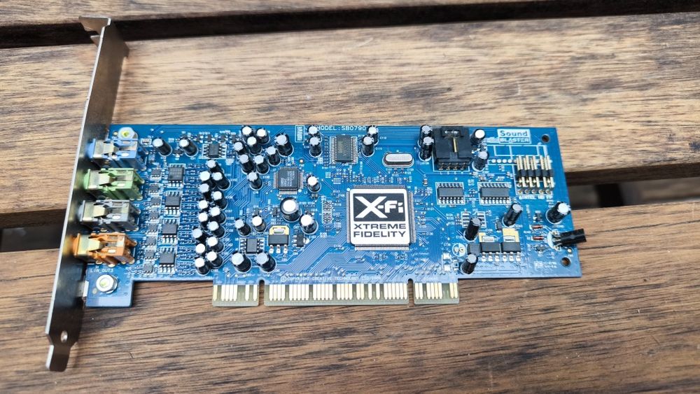Placa de som Creative Soundblaster X-FI