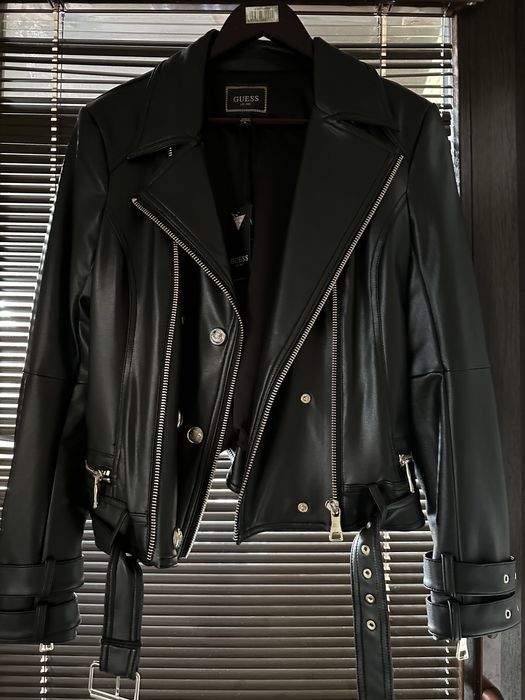 Кожанная куртка Guess