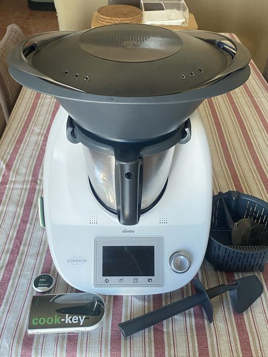 Bimby Tm5  com  Cook Key e acessórios