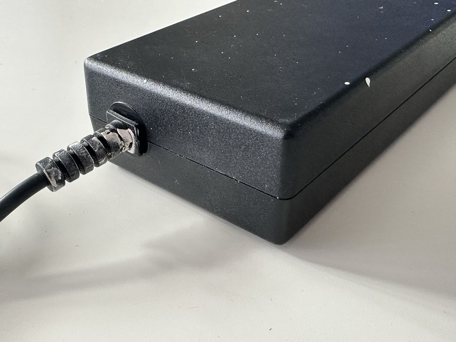 Zasilacz TV SONY ACDP-100D02