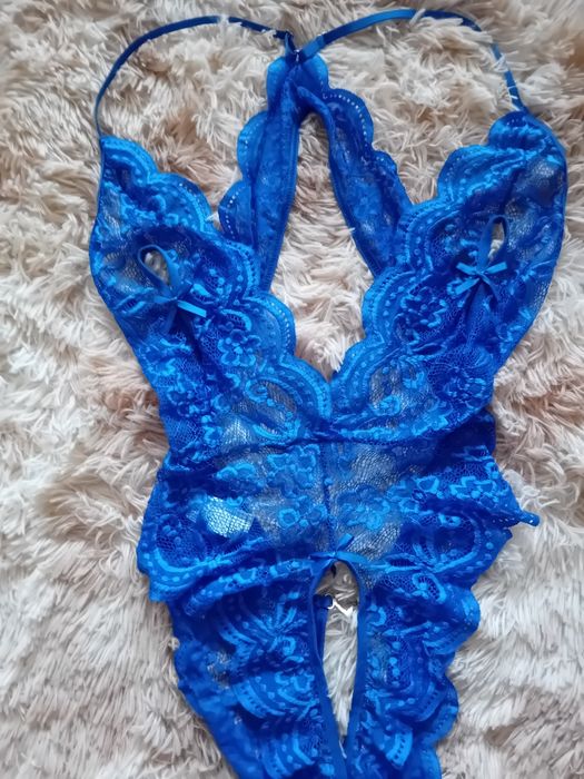 Koronkowe elastyczne body