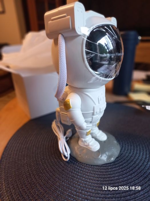 Projektor gwiazd astronauta Nowy