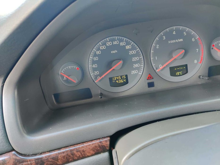 Volvo S80 T5 - 226cv - Poucos kms