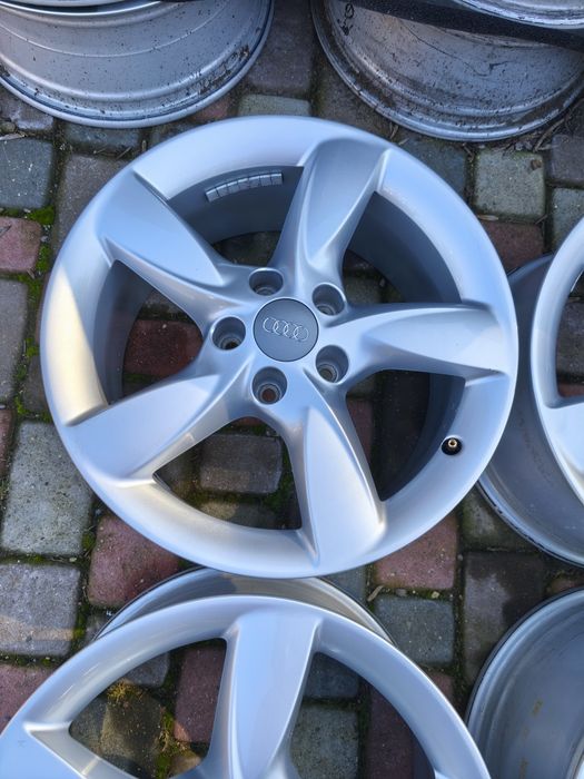 Felgi aluminiowe 17 5x112 Oryg Audi A6 C7 C6 A4 B8 B9 B7 B6 A5 B10 - 5x112
