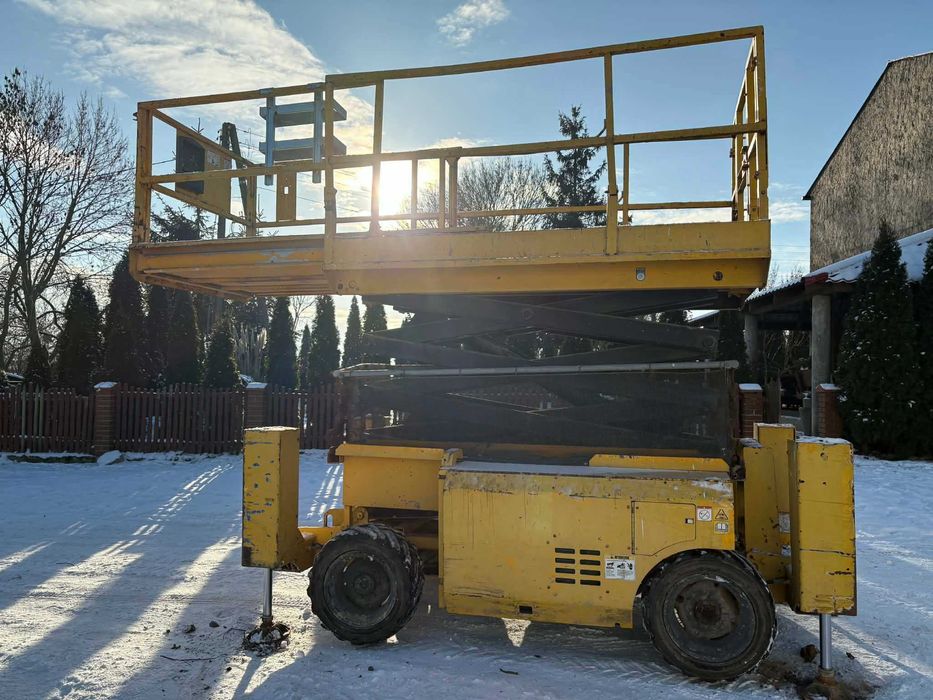 Podnośnik nożycowy Genie GS-3268