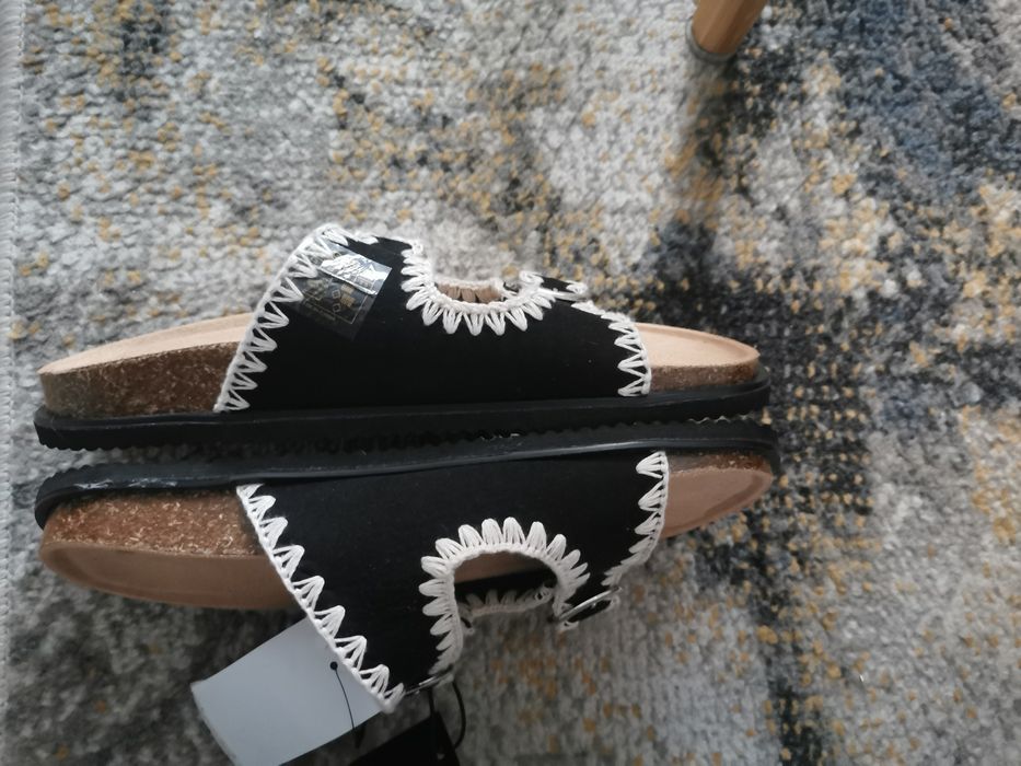 Nowe damskie klapki
