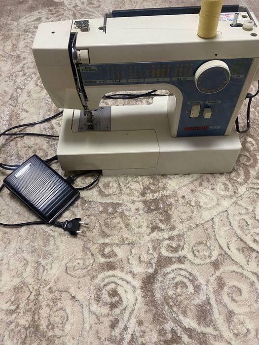 Машинка для шиття