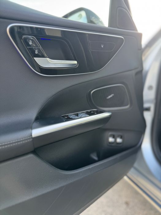 Mercedes Benz C300e avantgarde 2023
