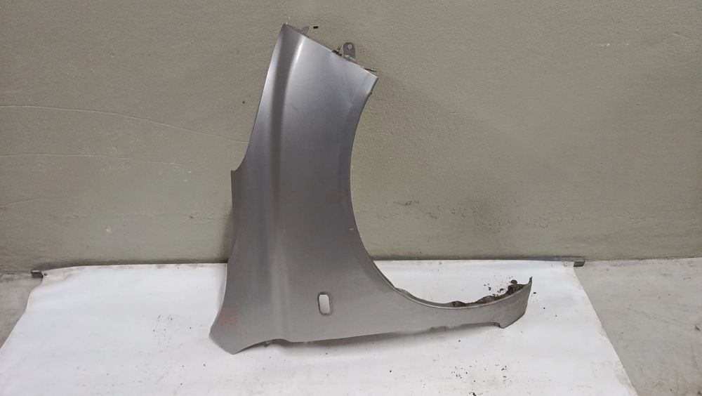 Guarda-lamas direito NISSAN Micra IV (K13)