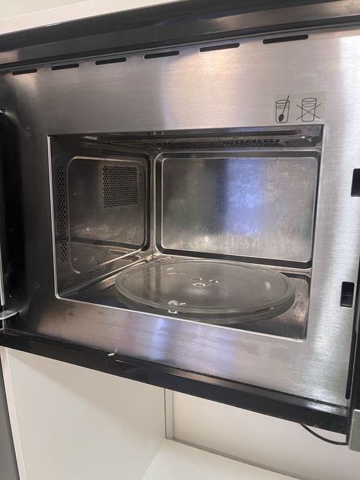 Microondas Encastee Bosch 1000W Grill