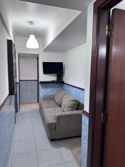 Quarto para arrendar para casal