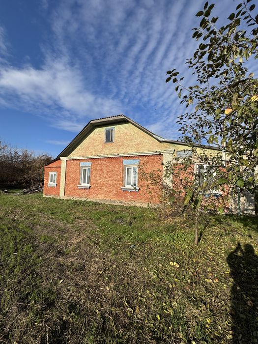 Продаж будинку, землі 25 сот під будівництво