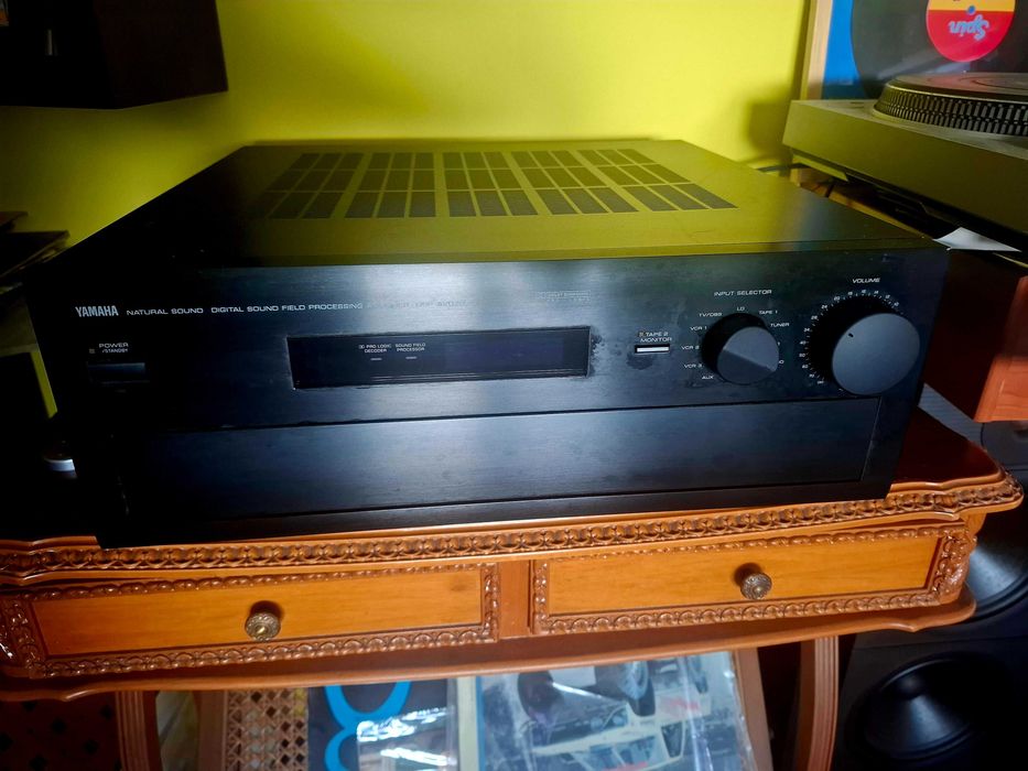 Amplificador Yamaha DSP A 2070