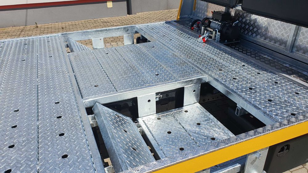 Zabudowa Laweta najazd pomoc drogowa MAN Mercedes Scania VOLVO Renault