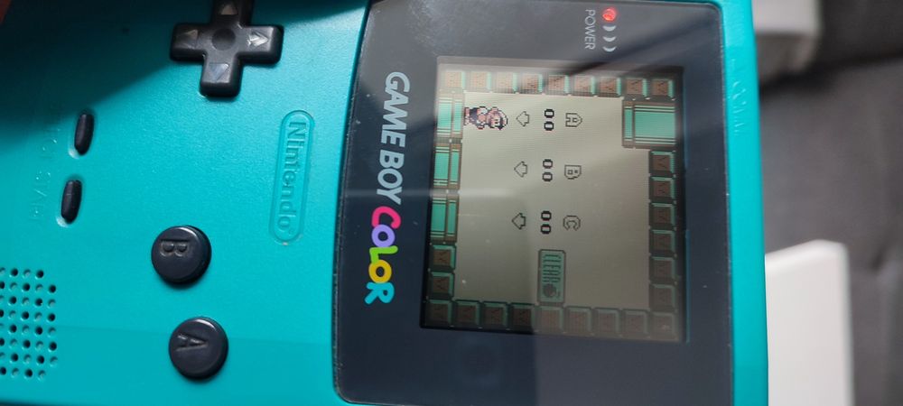 Nintendo Game Boy Color z grami
