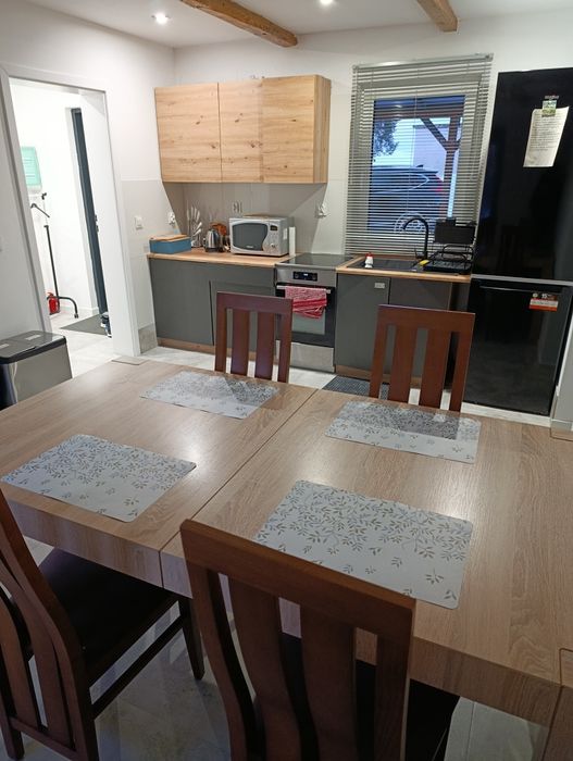 Pokoje noclegi Dom Domek na  parterze