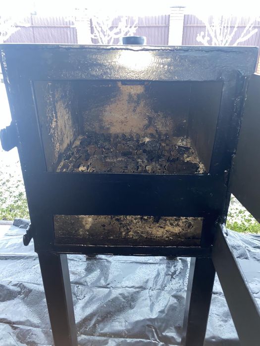 Буржуйка переносна з плитою для готування їжі на дровах