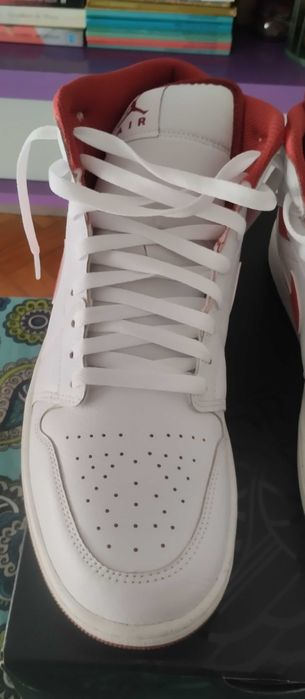 Nike Jordan 1 Mid Novos na caixa