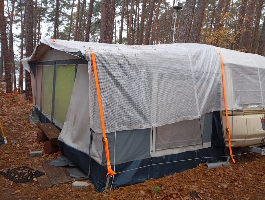Sprzedam przyczepę kempingową nad jeziorem Lubiąż