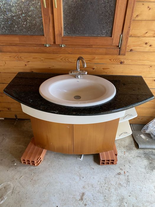 Móvel Casa de Banho ROCA (Pedra de Granito)