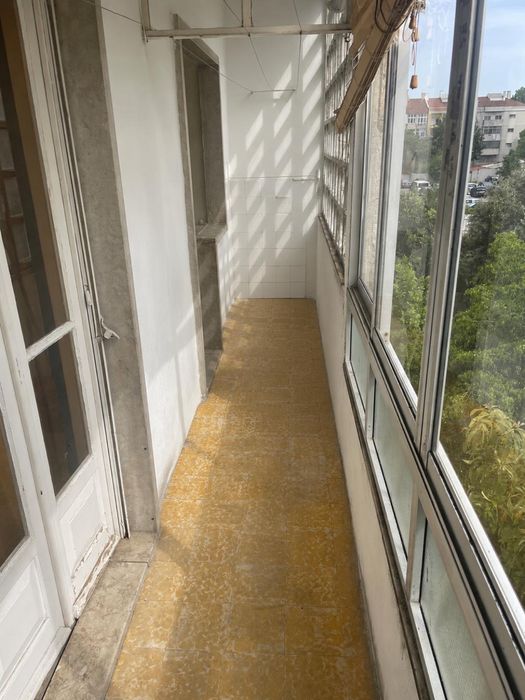 Arrendo apartamento Benfica