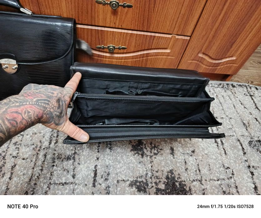 Кожаный портфель NERI KARRA и другие