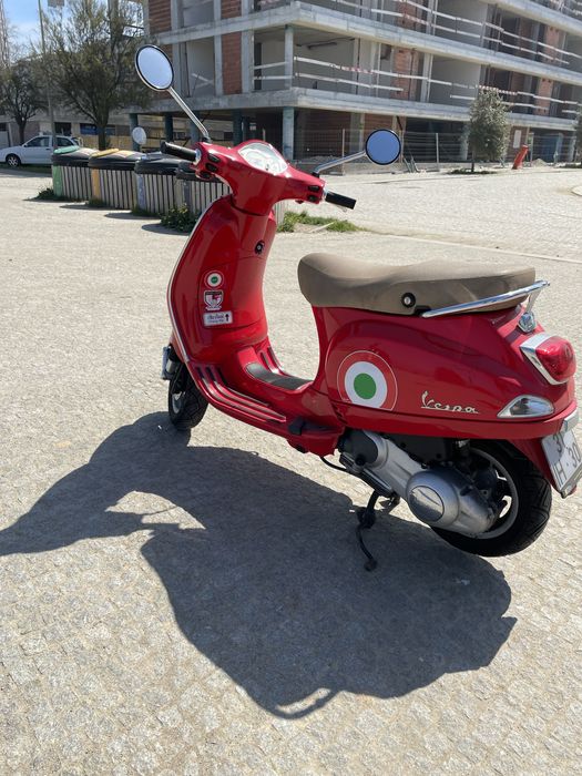 Vespa lx125 i.e.