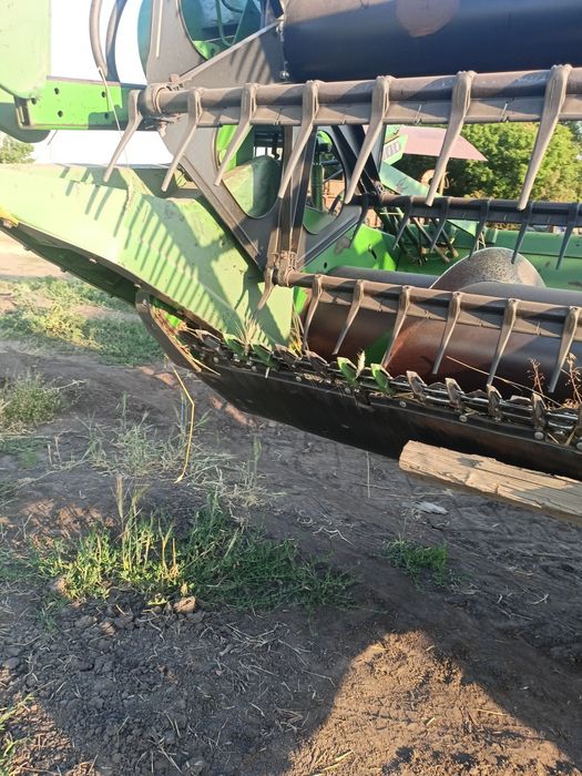 Продам жниварку 925 Flex