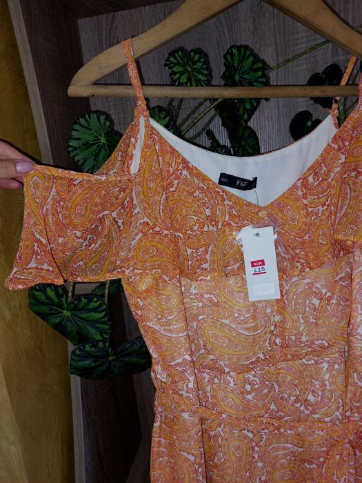 Сарафан плаття нове л 48